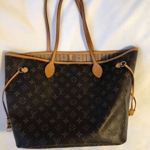 Louis Vuitton Neverfull MM